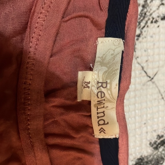 REWIND Pink blouse with lace detailing on the edges - Picture 2 of 3